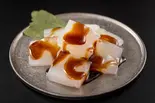 厳選わらびもち 黒蜜（厳選黒毛和牛の肉丼 黄金町店）