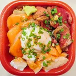 ローストビーフサーモン丼（丼丸 龍 滝野川店）