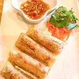 エビ揚げ春巻き(4本) nem rán tôm（インチャン ベトナム料理 Inchan Vitnamesefood）