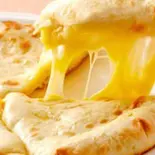 Cheese nan チーズナン(本格北インド料理 パリカール)