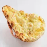 ガーリックナン Garlic Nan（インド・ネパール料理 アグニ）