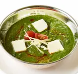ほうれん草パニル カレーSpinach panner curry（インド＆タイ料理スマイル Indian ＆ Thai restaurant ＆Bar~Smile）