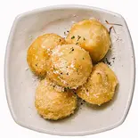 チーズボール(5個)（韓国家庭料理ジャンモ 津田沼店）