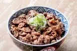 ねぎ塩牛焼肉どんぶり（どんぶり 神宮軒 西新店）