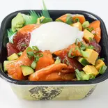 バラ温玉丼(海鮮茶漬け&海鮮丼940円~ 尼の丼丸 西長洲店)