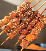 【串人気No.1】羊肉串 羊肉の串焼き(4本)（ビャンビャン麺 朋友）