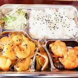 エビマヨ弁当（中華料理 カオの屋）