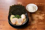 スペシャルとんこつ塩ラーメン＆ライス（横浜家系ラーメン武骨家鶴見店）