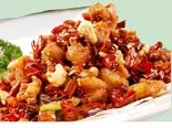 赤唐辛子と鶏肉の炒め-辣子鸡丁（大福源）