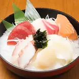 刺身盛り5種2貫(屋台屋くろちゃん新小岩店)