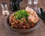 焼肉ガーリック黒炒飯  (唐揚げ2個)Grilled Meat and Garlic Black Fried Rice（藤沢の黒炒飯）