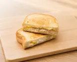 ツナメルトサンド TUNA MELT SANDWICH（【アメリカンホットサンド】GUILTY SAND）