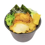 鶏めし〈特製塩だれ〉チキンスープ付（鶏そば かぐら屋 西新宿店）