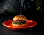 テリヤキチキンバーガー（Captain Kangaroo アルセアタワー TORANOMON MARCHE店 キャプテンカンガルー）