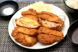 【プレーン＆チーズ】熟成八層重ねのカツ弁当（熟成八層重ねかつ八豚）
