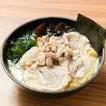 チャーシュー麺(味変調味料付き)麺の固さ指定はできません。(イレブンフーズ 源流 西糀谷店)