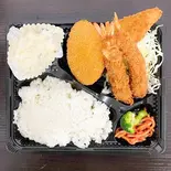 ミックスフライ弁当（お弁当 千昇）