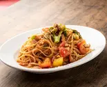 ベーコンと野菜のトマトスパゲティ（イタリアンバル AMIGO弁天通り店）
