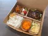 オートミール入りハンバーグ+副菜4品(ご飯付き)(ALUCK)