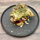 ハーブひまわりチキンのカリカリ焼き(Bistro Rigole)