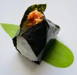 鮭おにぎり（おにぎり処まんばい）