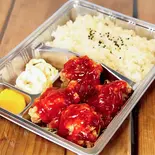 旨辛チリソースからあげ弁当(4個)（自家製唐揚げと自慢のたこ焼き 弁当 蛸ぎゃんぐ）