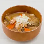 ◆◆根菜たっぷり豚汁（肉屋食堂 太助）