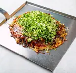野菜肉玉・チーズ・たっぷり青ネギかけ（八昌）