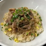 ガーリックライスカルビ丼(みそ汁付)（ホルモン焼 幸永×歌舞伎町の台所 かど平）