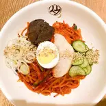 ビビン麺（平壌冷麺 食道園川崎店）