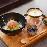 やみつきとろろ丼（十勝うまいもんバルTONOTO  代沢店）