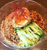 海鮮入り!汁なし担々麺(中華料理 嘉楽飯店 荻窪店)
