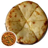 キーマチーズナン（インド・ネパールカレーみさきらじ のんべえ）