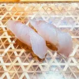 平目 2貫（廻転寿し義）