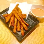 ごぼうスティック唐揚げ【オーロラソース】（大阪名物 揚げたこ焼きイカ焼き専門店 粉もん屋）