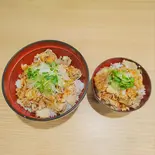 チャーシュー丼 小(油そば専門店横浜麺屋 とりのゆ)