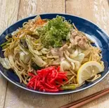 旨麺焼そば(塩orソース)Fried noodles(salt or source)（魚と燻製の店 さんばんや）