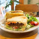 プルドポークサンド(ポテト付き)（November）