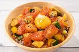 サーモンとホタテのオリジナル韓国風ユッケポキ～いくらのせ～（十五穀米のヘルシーポキ丼の店 Poke Poke 天下茶屋店）