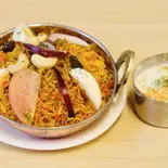 チキンビリヤニとライタ/Chicken Biryani And raita（アジアンレストラン＆バー HEAVEN）