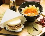 ふわふわモーガ+小麦粉涼皮(MOOGA 秋葉原店)