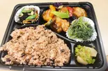 鶏と野菜の玄米酢炒め(酵素玄米のGoen)