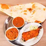 タンドリーチキン Leg 1ピース 2カレーTandoori Chicken Leg 1piece 2 curry Rice or Nan（本格カレースターケバブ ビリヤニ ハラル専門店）