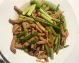 豚肉とニンニクの芽炒め(福招門 小岩店)