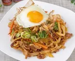 江戸流焼うどん 目玉焼き付きソース味（元祖江戸流焼きうどん渡邊屋【讃岐うどん大使東京麺通団】）
