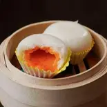 流れるカスタード蒸しまん（飲茶 柏三葉 都島店）