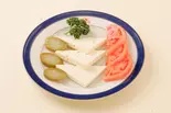 (PEYNIR ) ペイニル( Sheep's cheese ) 羊のチーズ ( HALAL) トルコ料理（トルコ料理ボスボラスハサン新宿店）