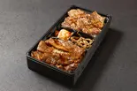 《黒毛和牛》上カルビ＆上ロース弁当（黒毛和牛焼肉専門店 清香園 与野本町店）