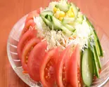 トマトサラダ Tomato Salad（エスニック料理ハリオムEthnic Food HARI OM）