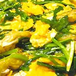 ニラと玉子炒め/Eggs with Chinese chives(中華料理 龍門)